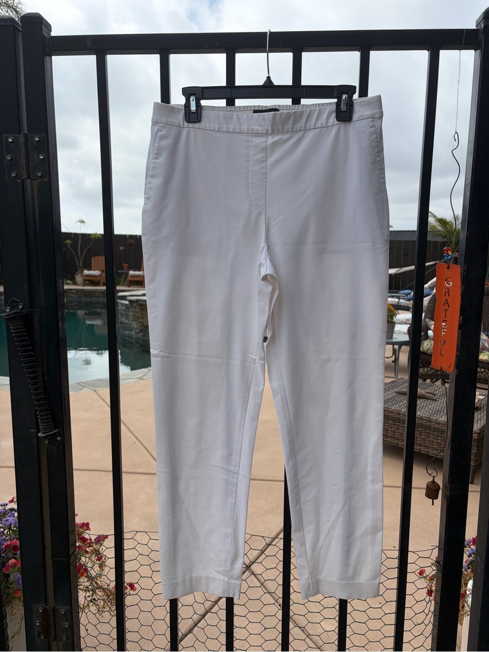 Theory Women's White Stretch Crop Pants